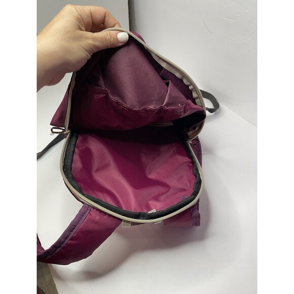 Quechua Decathlon 10L Dark Purple Backpack 14x10" Zip Up FLAW - Picture 6 of 7